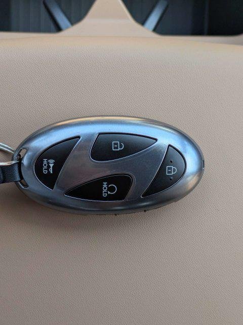 New 2027 White Hyundai Calligraphy image 36