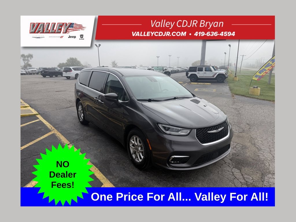 2023 Chrysler Pacifica Touring L