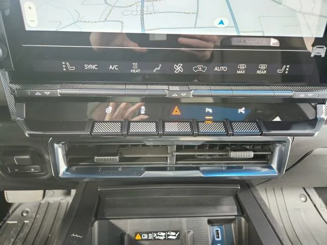2026 GMC HUMMER EV 2X - Photo 30