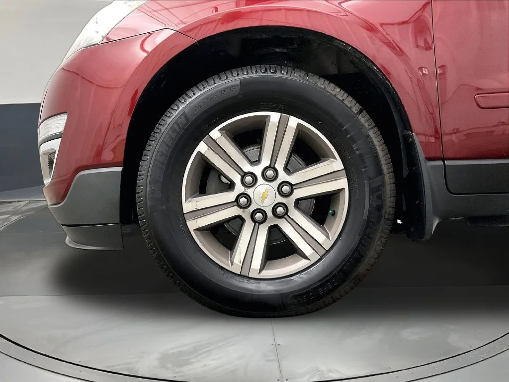 Used 2017 Red Chevrolet 2LT image 12