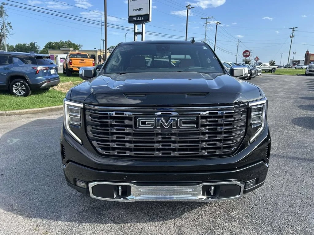New 2026 Onyx Black GMC Denali Ultimate image 9