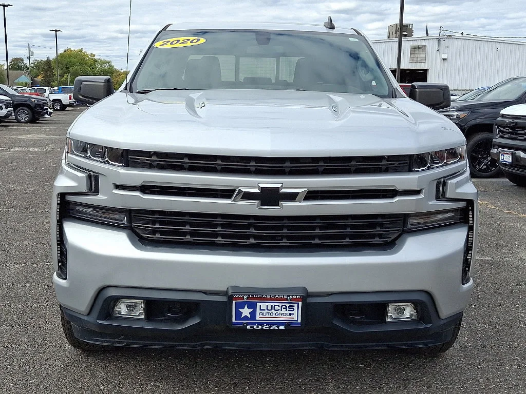 Used 2020 Silver Ice Metallic Chevrolet RST image 4