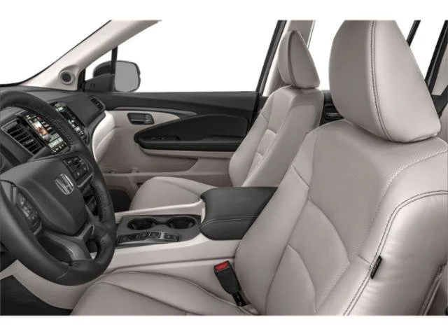 Used 2025 Sonic Gray Pearl Honda RTL image 8