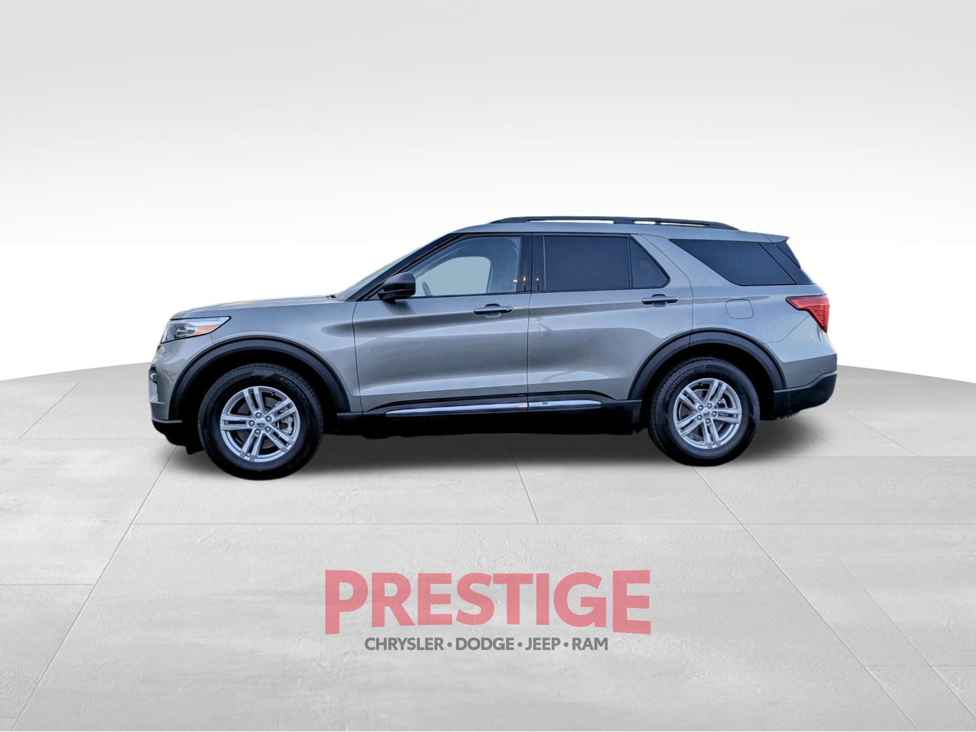 Used 2020 Green Ford XLT image 11