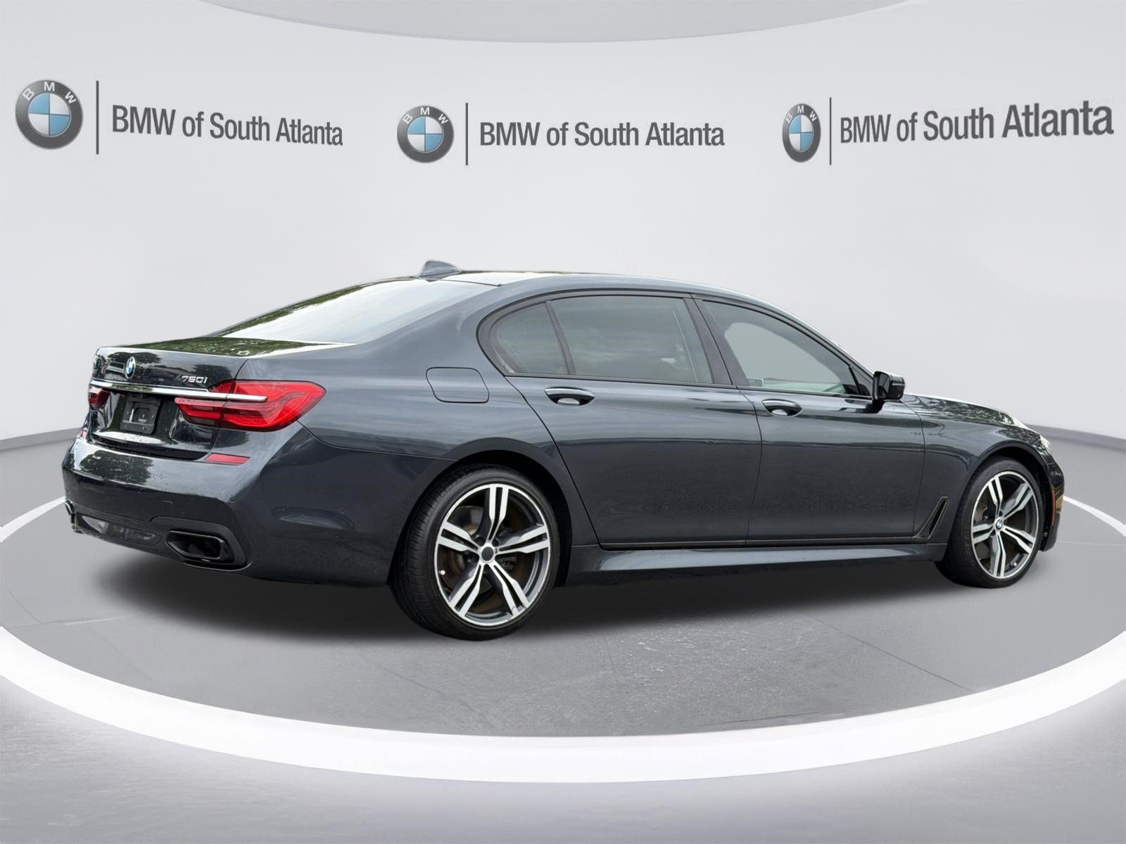 Used 2016 Singapore Gray Metallic BMW 750i xDrive image 28