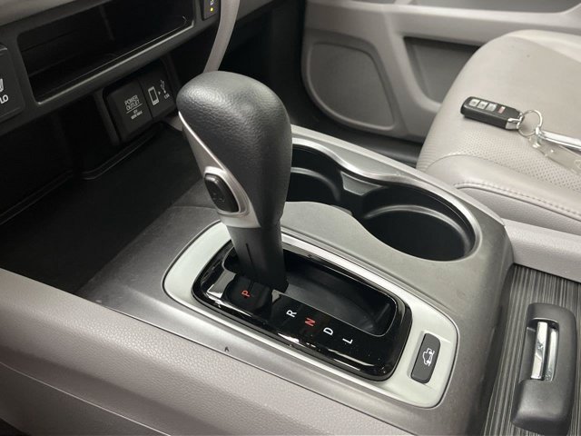 Used 2019 Green Honda RTL-T image 26