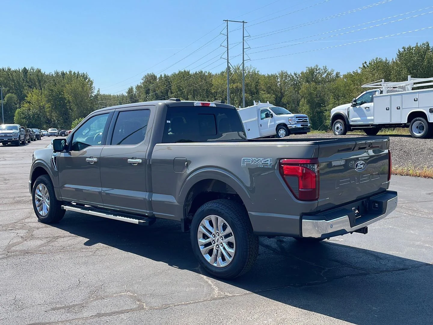 New 2026 Marsh Gray Ford XLT image 3