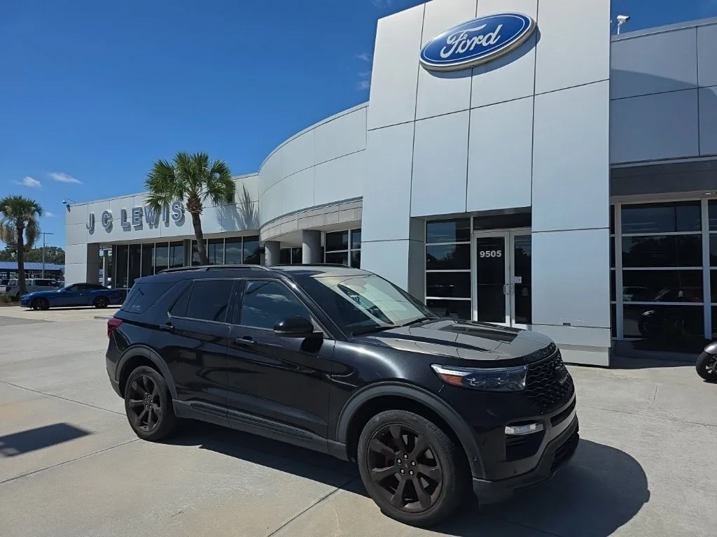 Used 2023 Black Ford ST image 1