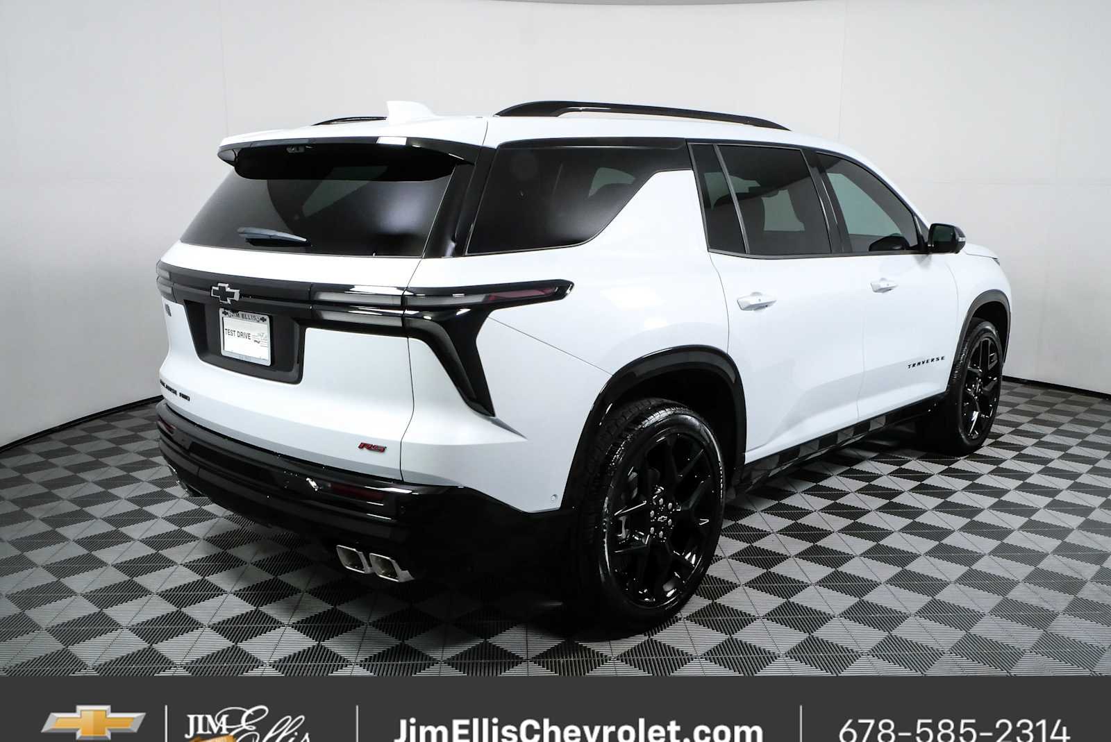 New 2026 Polar White Tricoat Chevrolet RS image 3