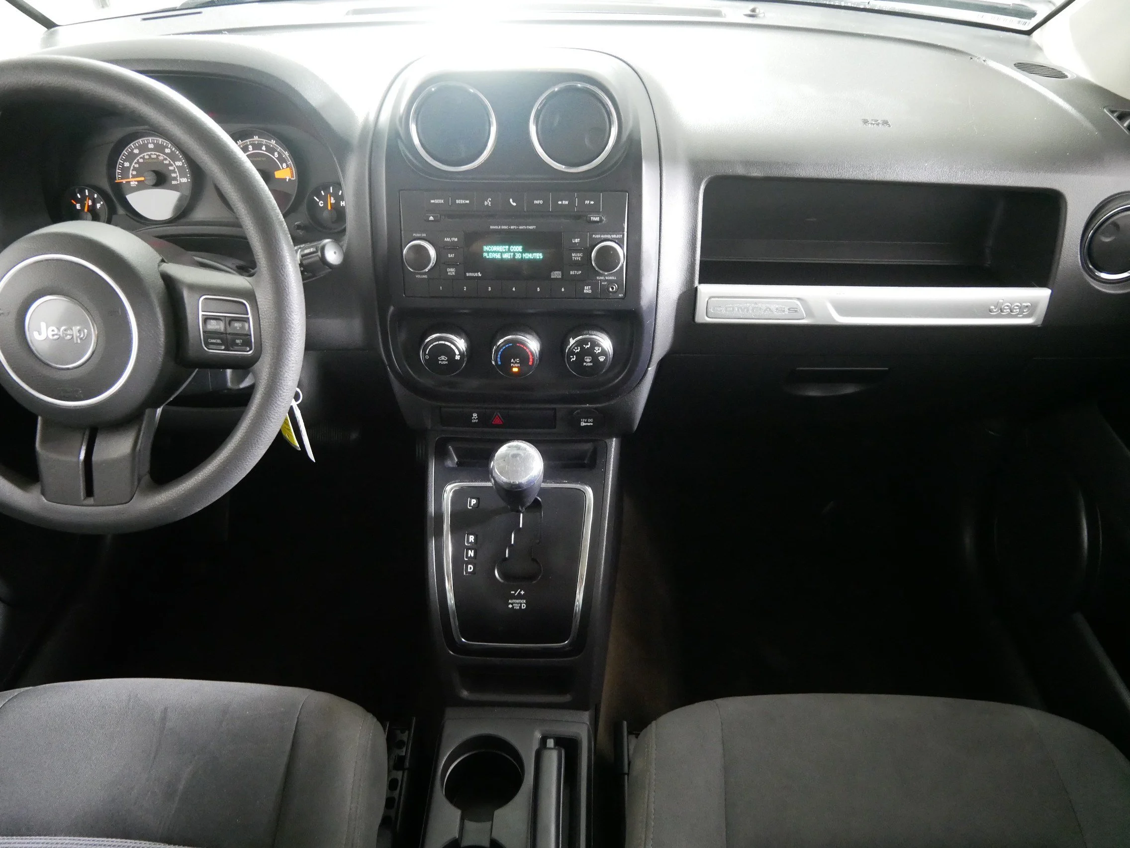 Used 2017 Bright White Clearcoat Jeep Sport image 10