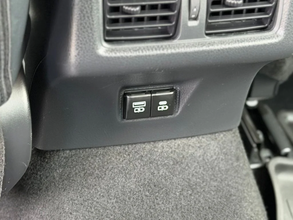 Used 2026  Toyota SE image 9