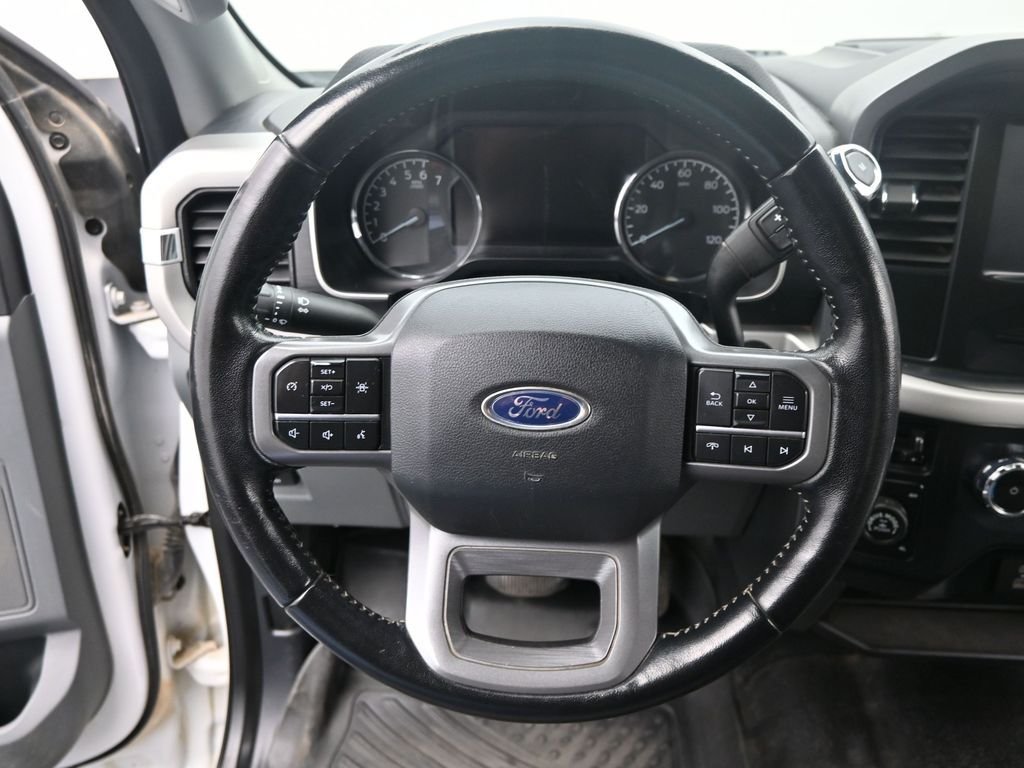 Used 2022 White Ford XLT image 17