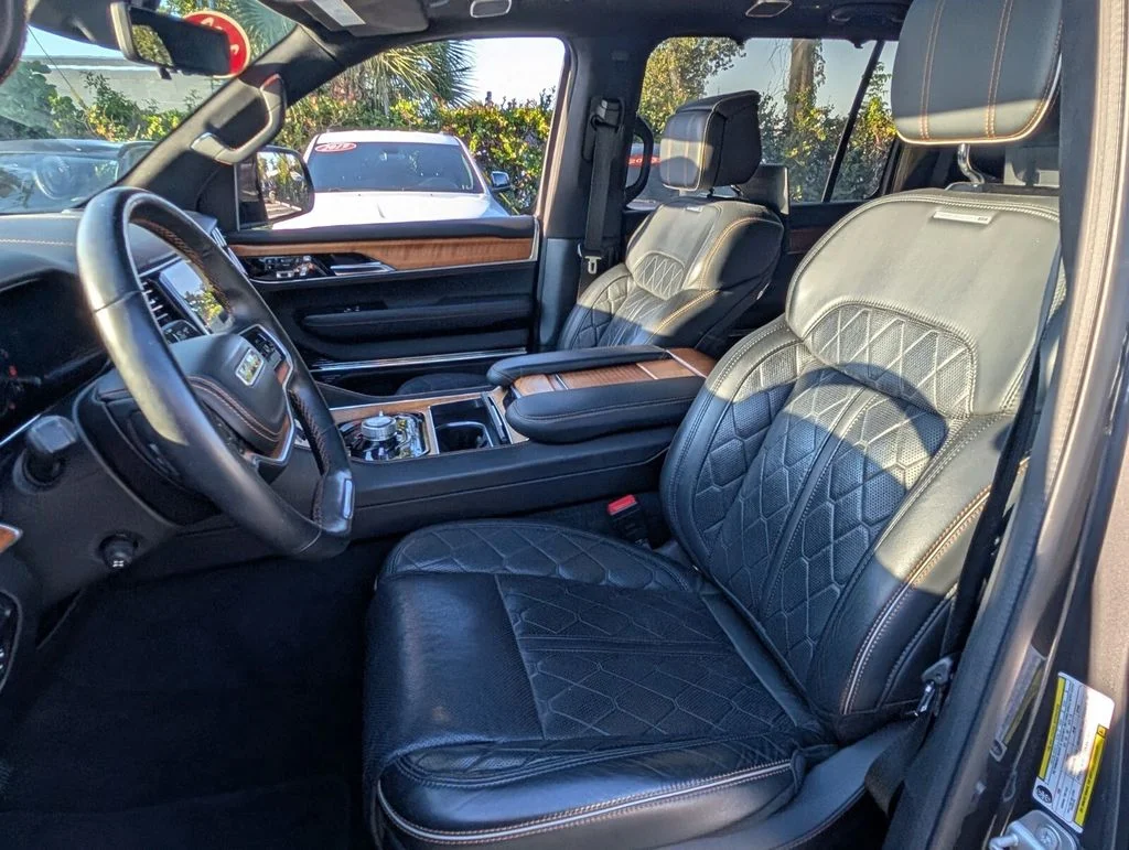 Used 2022 Gray Jeep Series III image 10