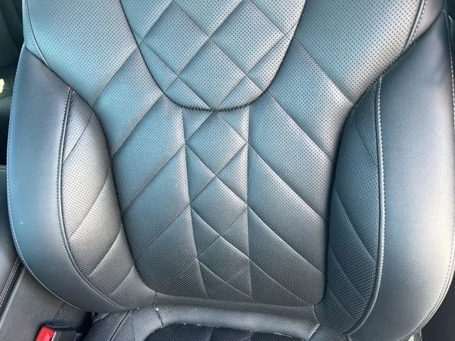 Used 2023 Green BMW xDrive40i image 34
