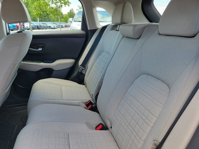 Used 2025 Lunar Silver Metallic Honda LX image 15