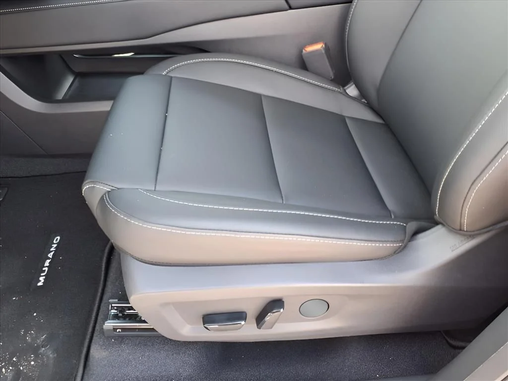 2025 Nissan Murano SV - Photo 15