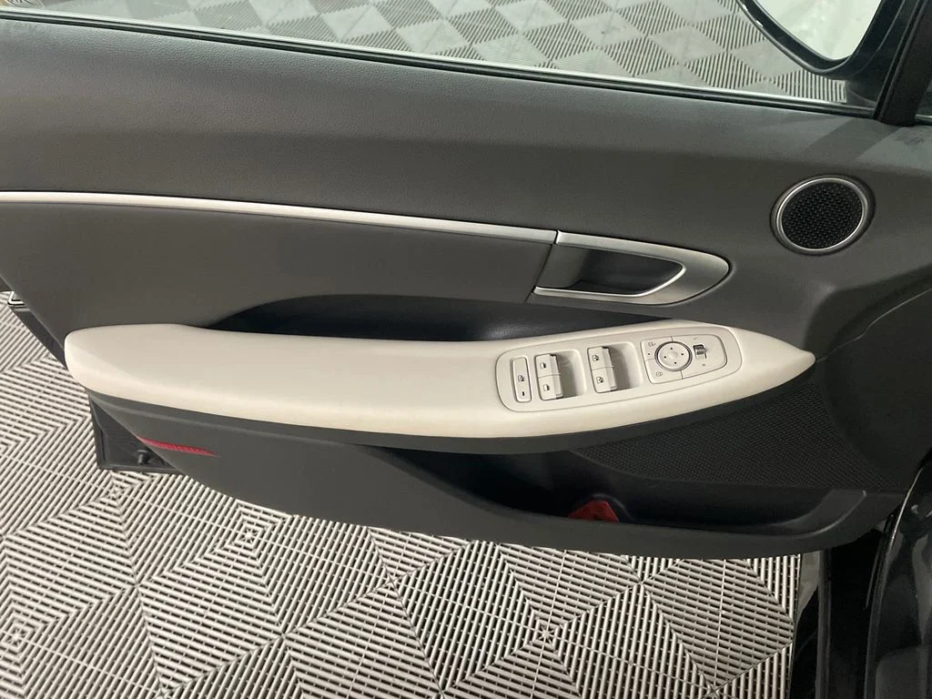 Certified Used 2024 Portofino Gray Hyundai SEL image 8