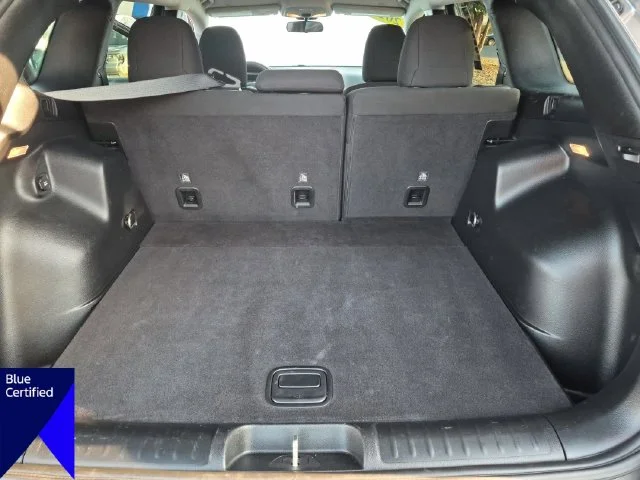 Used 2020 Silver Jeep Latitude image 32