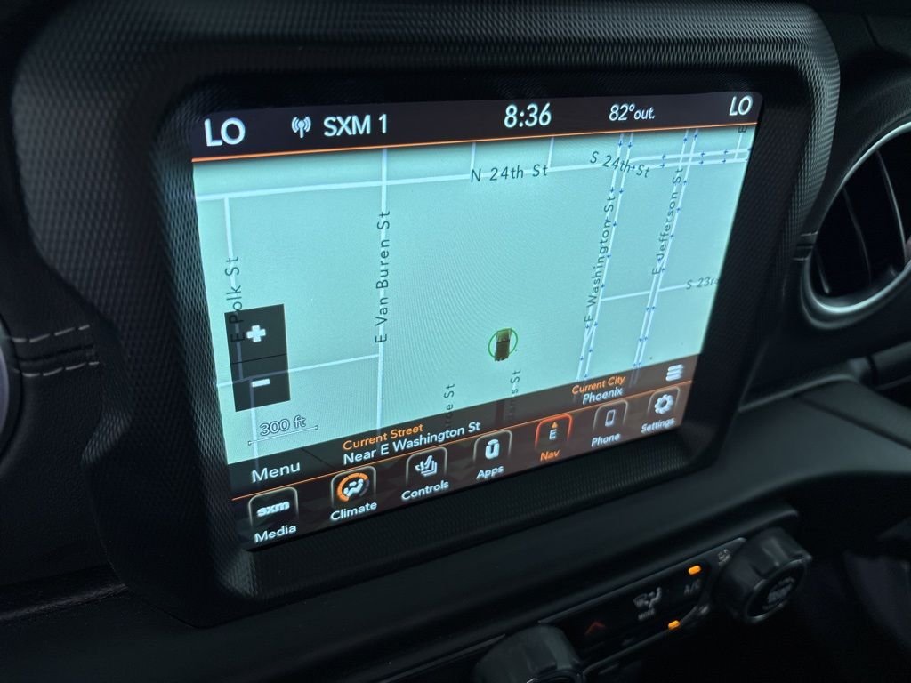 Used 2022 Silver Jeep Unlimited Sahara image 34