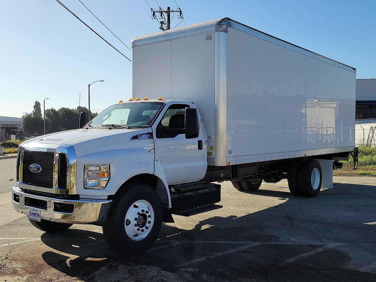 New 2026 OXFORD WHITE Ford  image 7