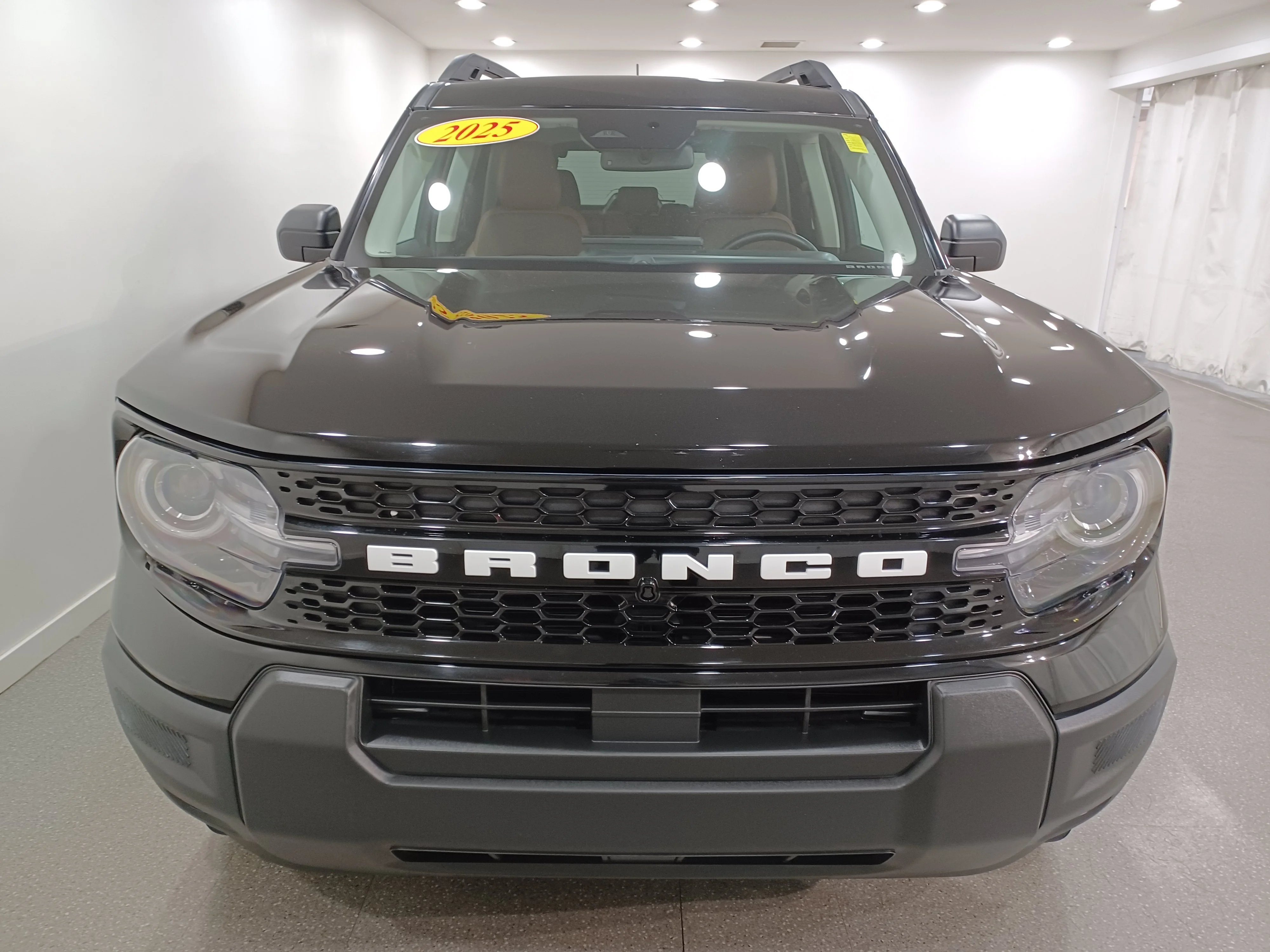 Certified Used 2025 Shadow Black Ford Outer Banks 4x4*Adaptive Cruise | Remote Start | Htd Leather | Htd Wheel | Lane Keep Assist image 3