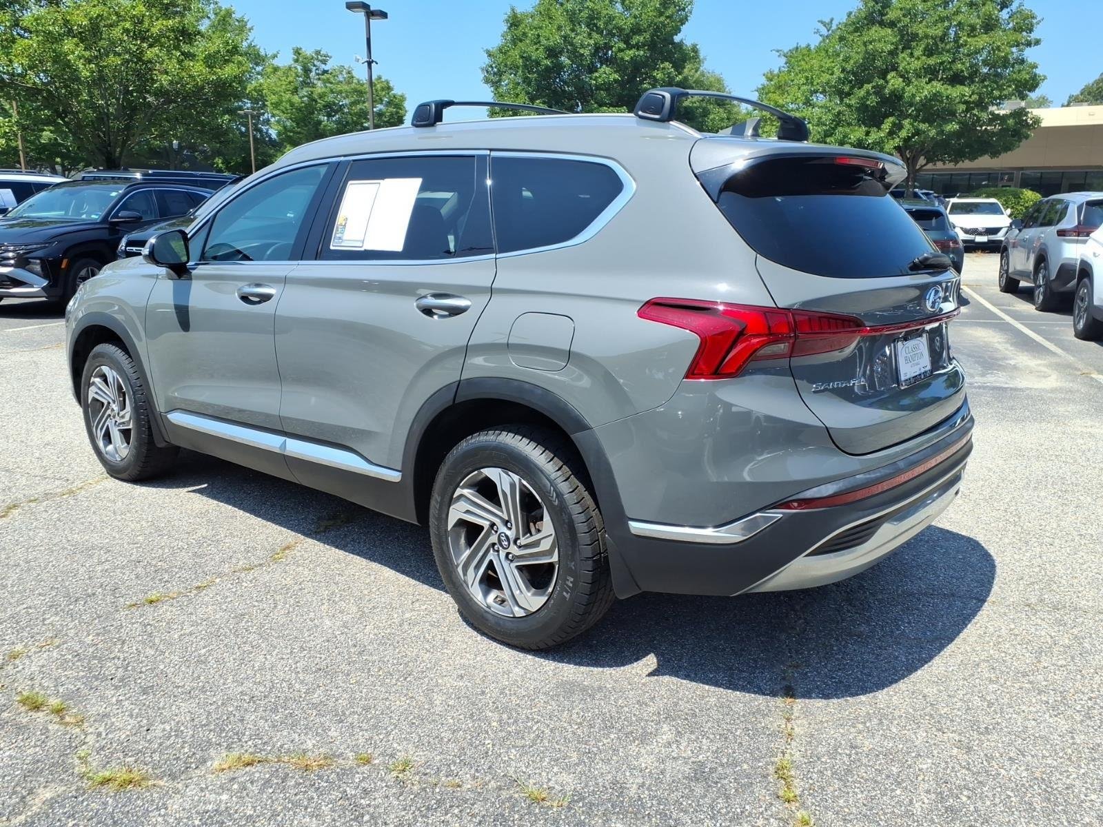 Used 2021 Hampton Gray Hyundai SEL image 8