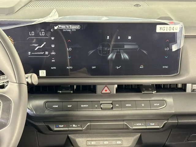 New 2027 Pale Gray Kia X-Line S image 18