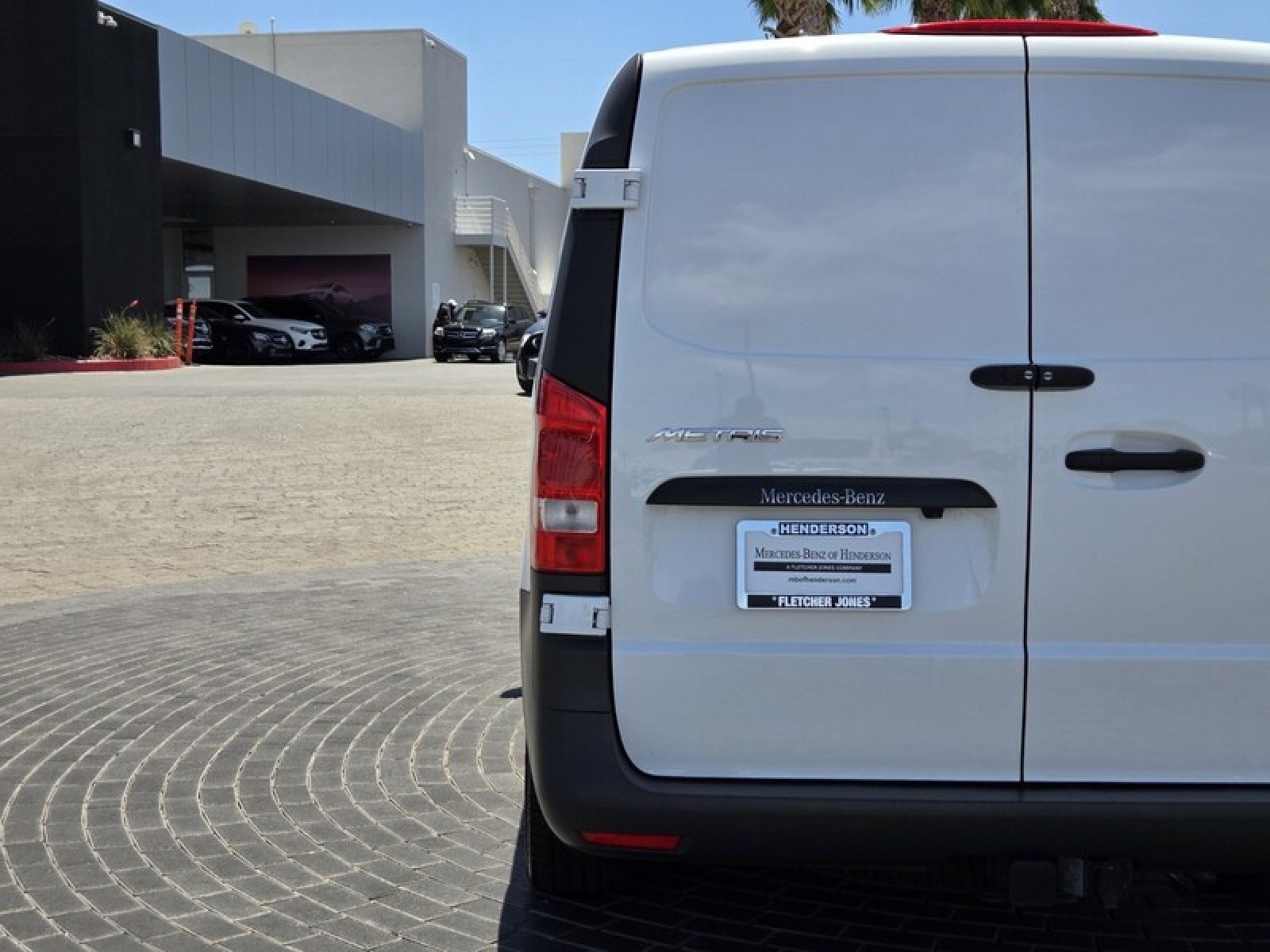 Used 2022 Arctic White Mercedes-Benz Metris image 11