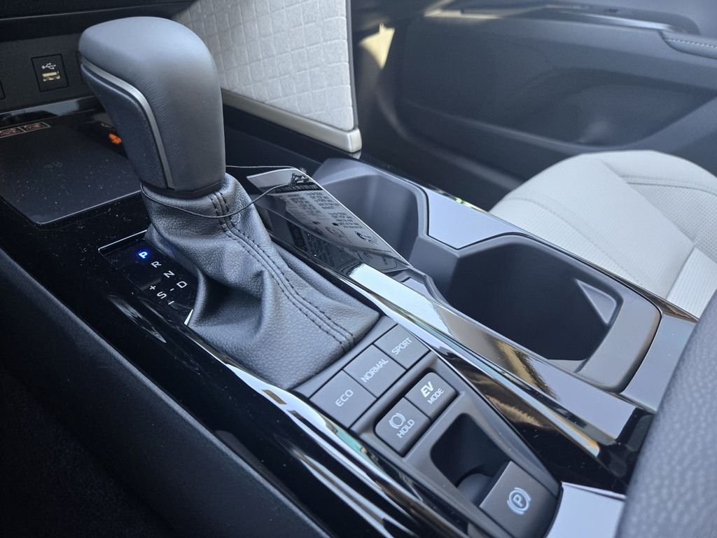 2026 Toyota Camry XLE - Photo 17