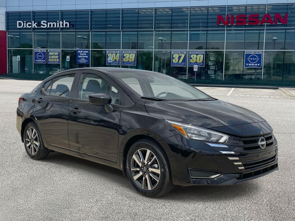 2025 Nissan Versa 1.6 SV CVT's photo