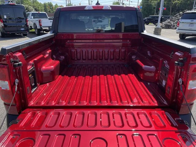 New 2026 Ruby Red Metallic Tinted Clearcoat Ford XLT image 8