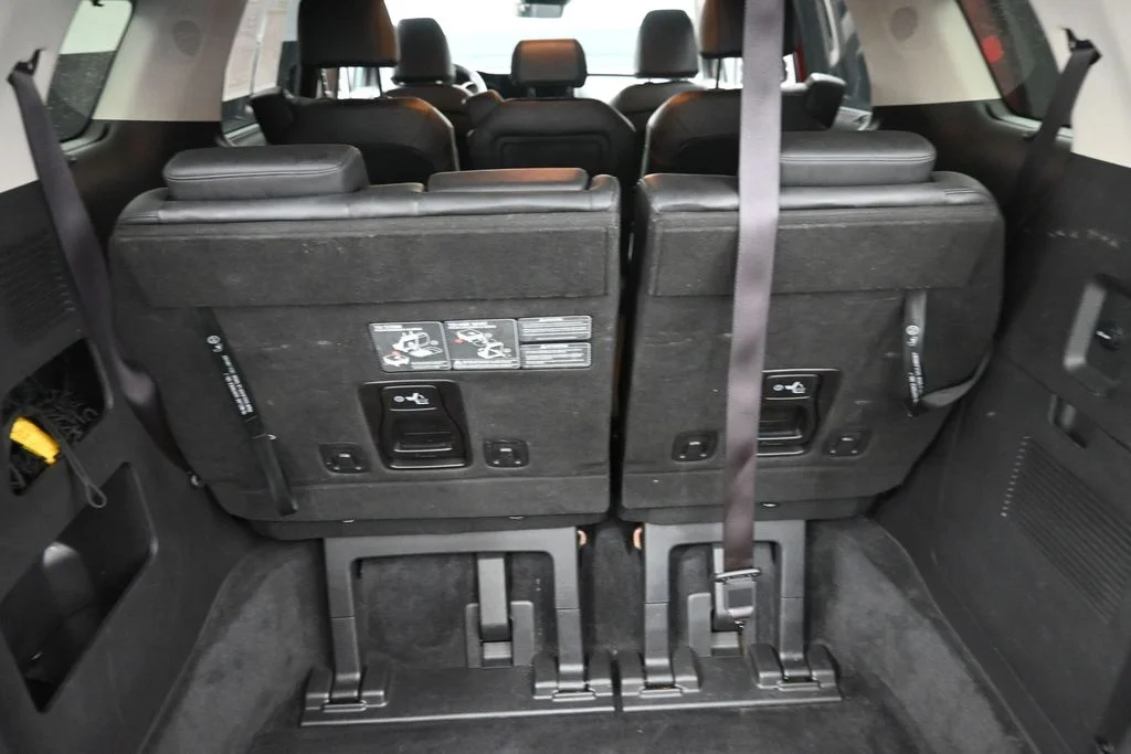 Used 2022 Red Kia EX image 12