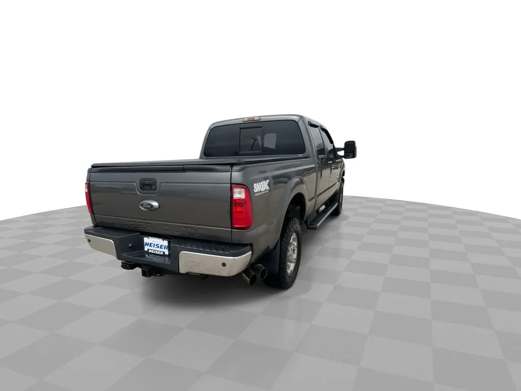 Used 2016 Gray Ford XLT image 8