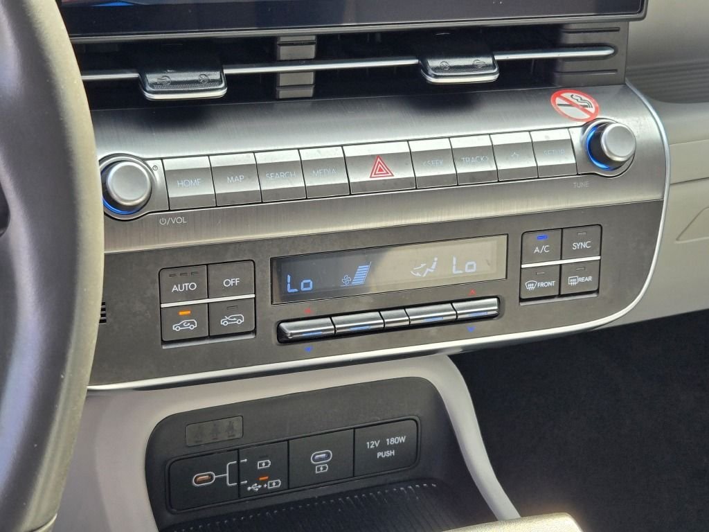Used 2025 Orange Pearl Hyundai SEL image 25