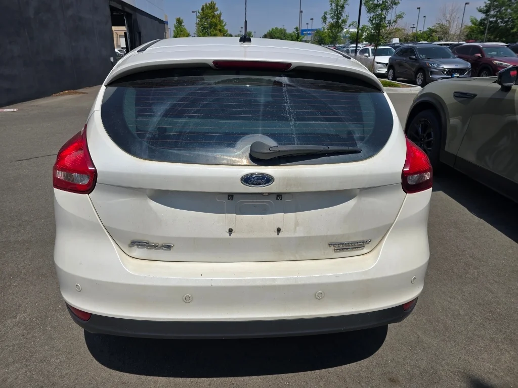 Used 2015 White Platinum Metallic Tri-Coat Ford Titanium image 4