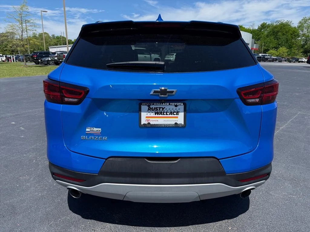 Used 2024 Riptide Blue Metallic Gjv Chevrolet LT image 6