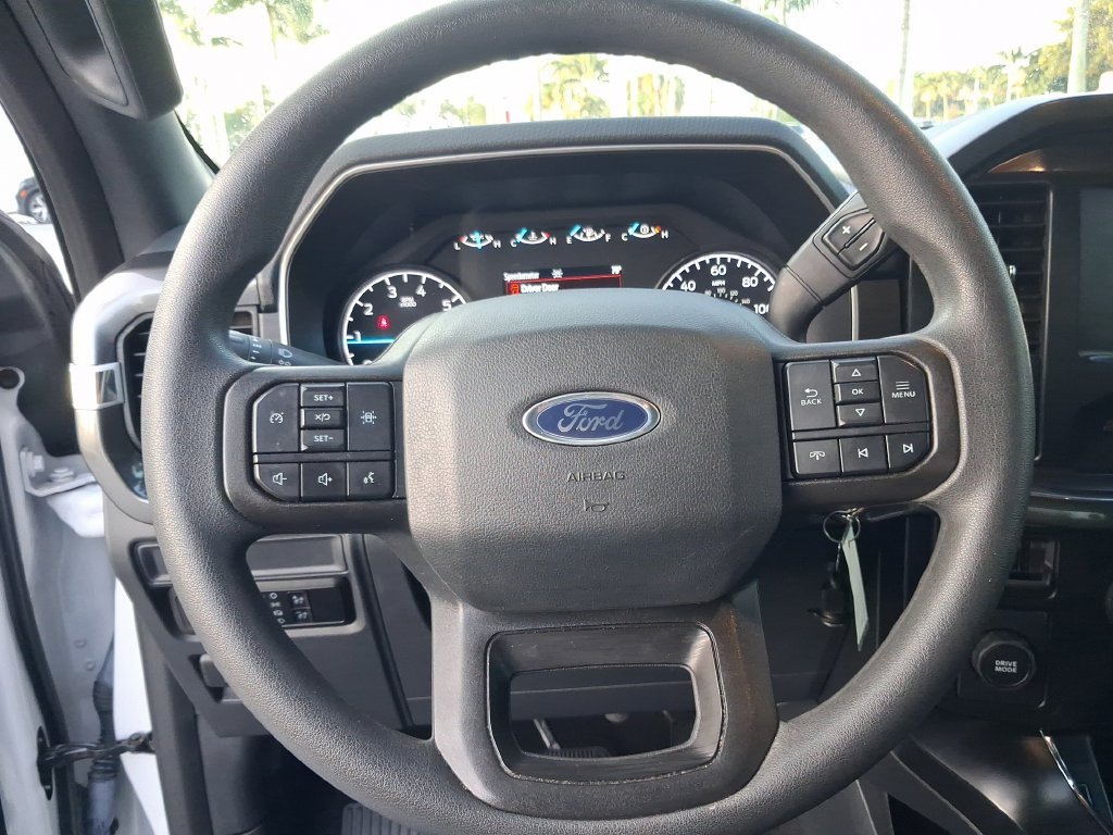 Used 2023 White Ford XL image 17