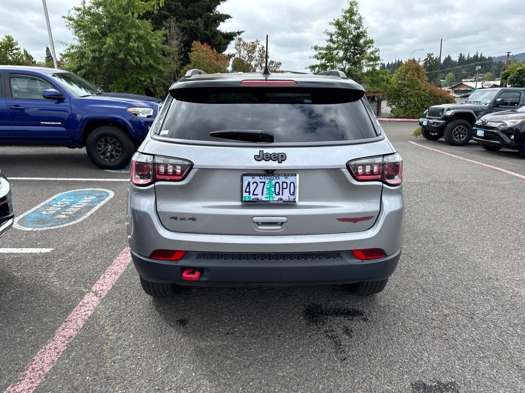 Used 2022 Silver Jeep Trailhawk image 7