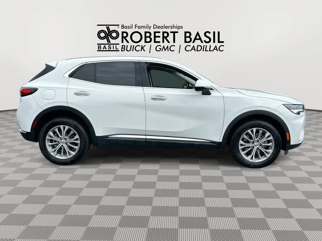 Used 2023 White Buick Preferred image 9