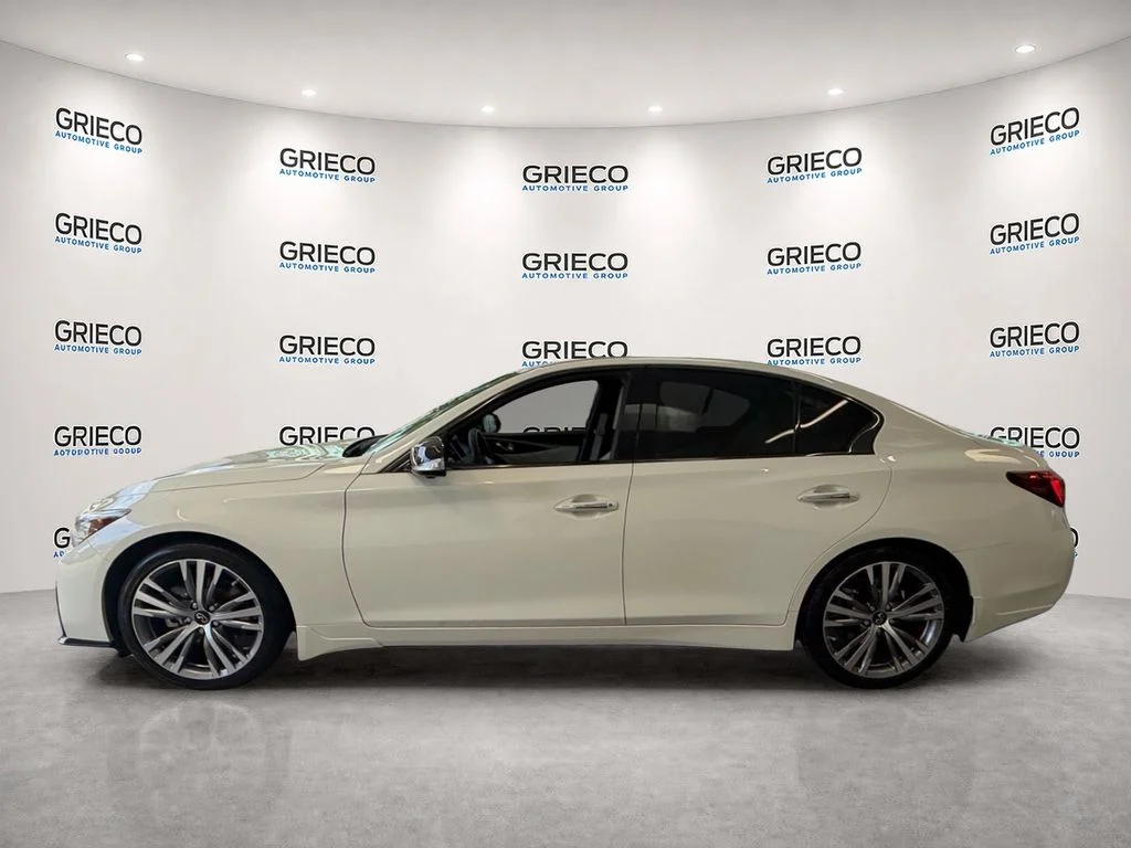 Used 2023 White INFINITI SENSORY image 3