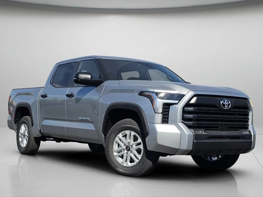 New 2026 Celestial Silver Metallic Toyota SR5 image 2