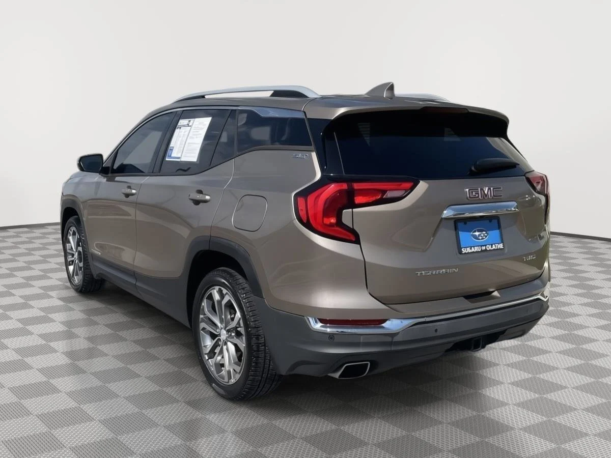 Used 2018 Coppertino Metallic GMC SLT image 6