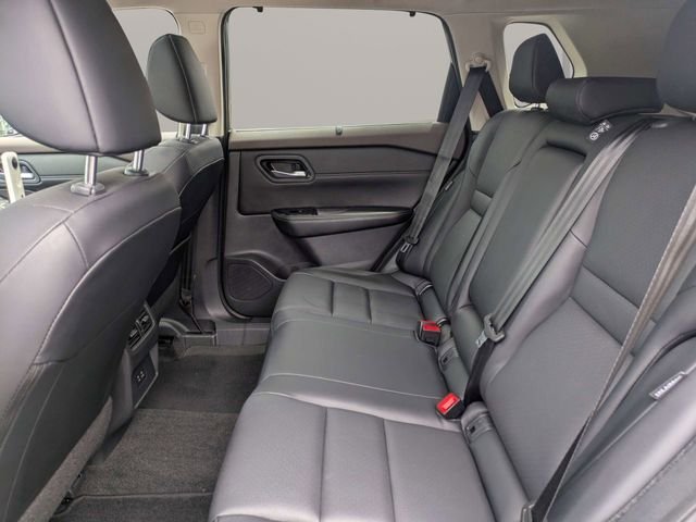 Used 2023 Gray Nissan SV image 14