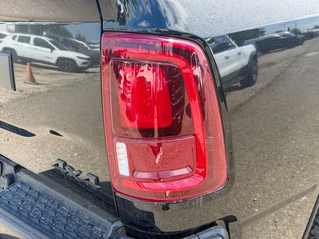 New 2026 Diamond Black Crystal Pearl-Coat Exterior Paint RAM Laramie image 9