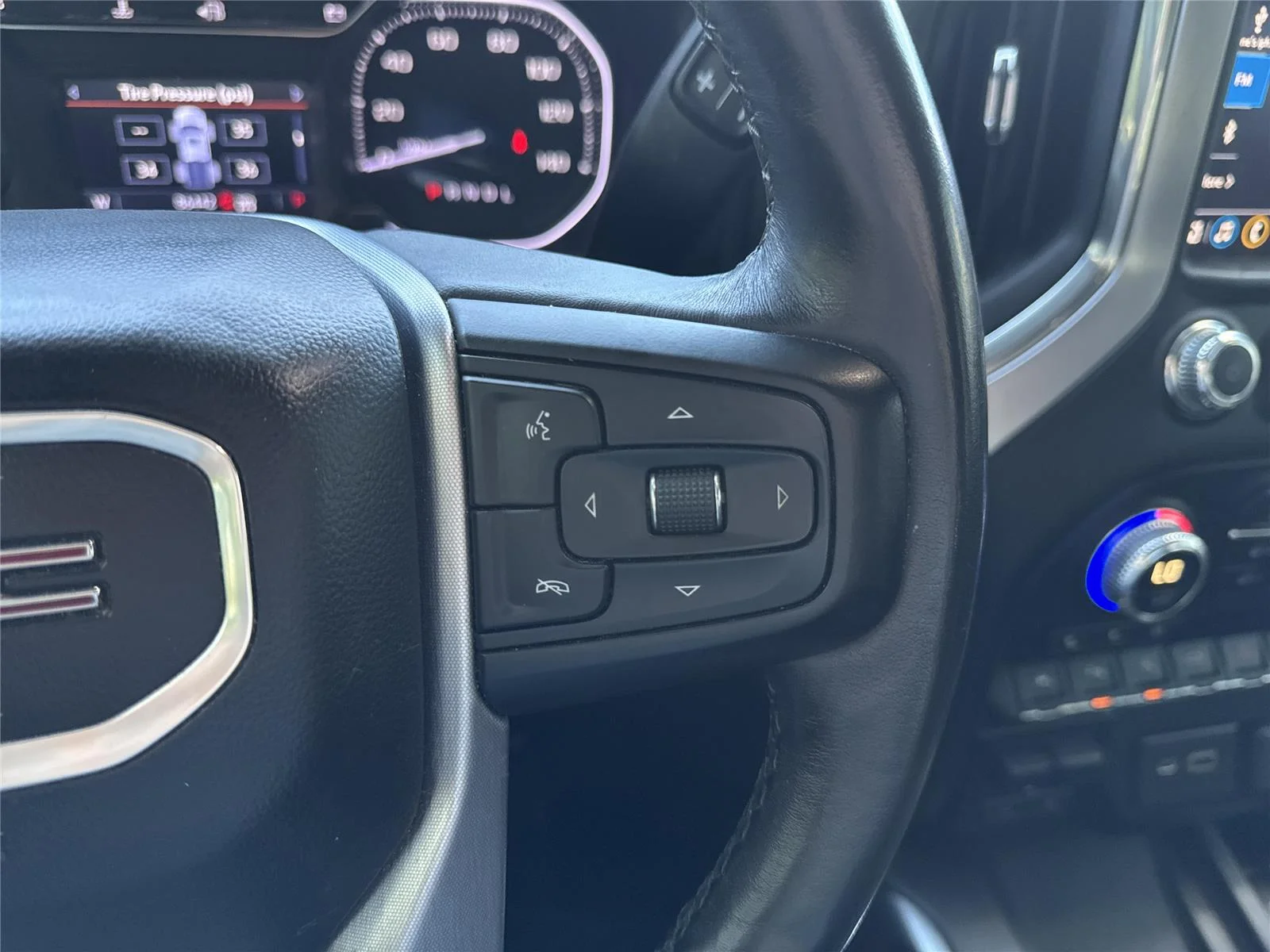 Used 2019 Pacific Blue Metallic GMC SLT image 23