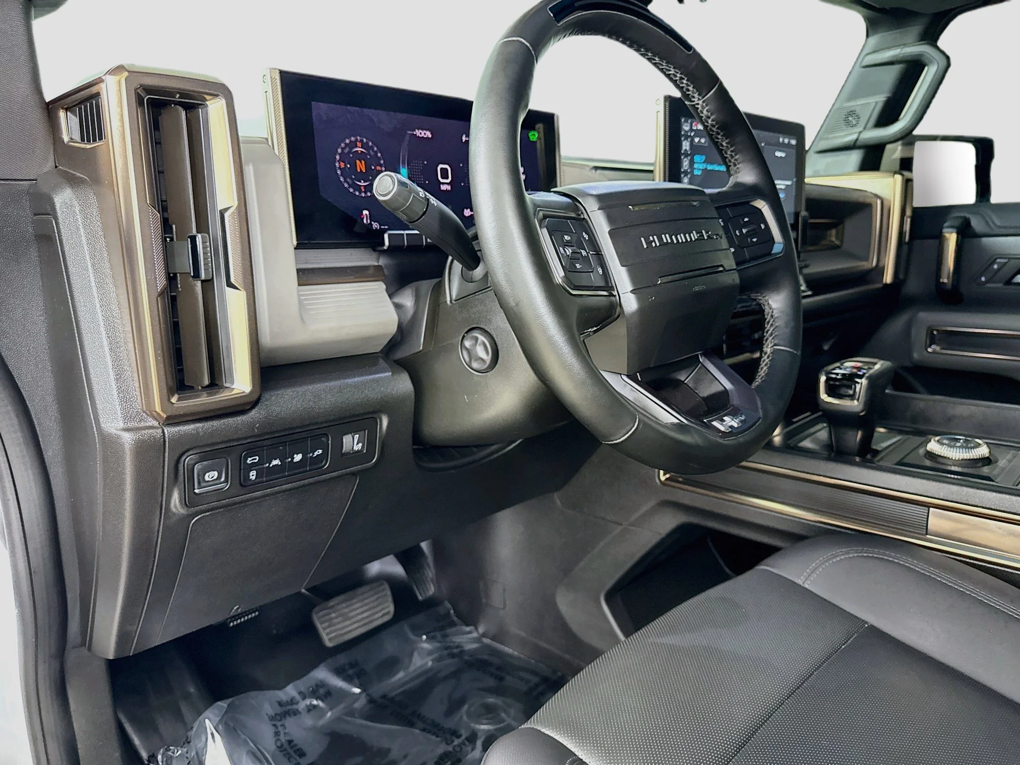 Used 2024 Interstellar White GMC 2X image 11