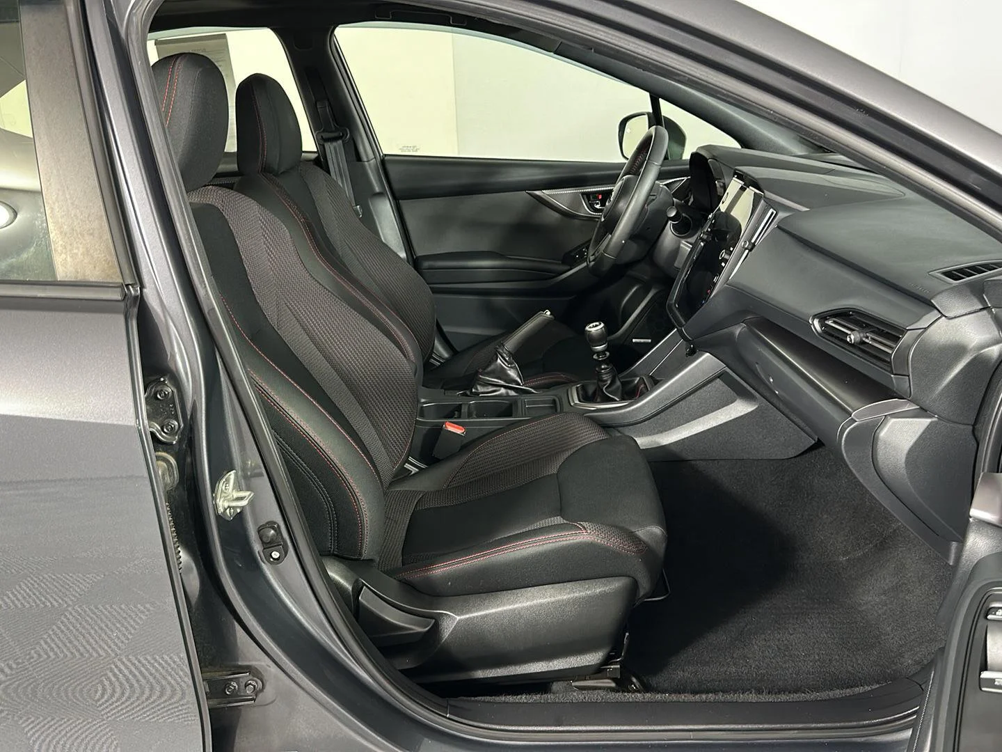 Used 2022 Magnetite Gray Metallic Subaru Premium image 27