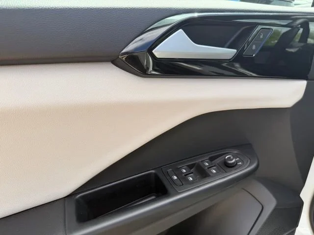 New 2026 Pure White Volkswagen S image 13