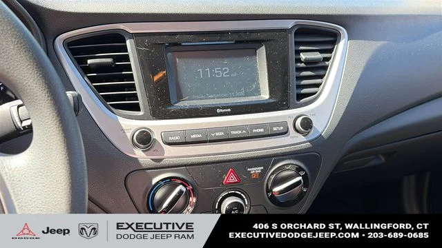 Used 2022 Blue Hyundai SE image 15