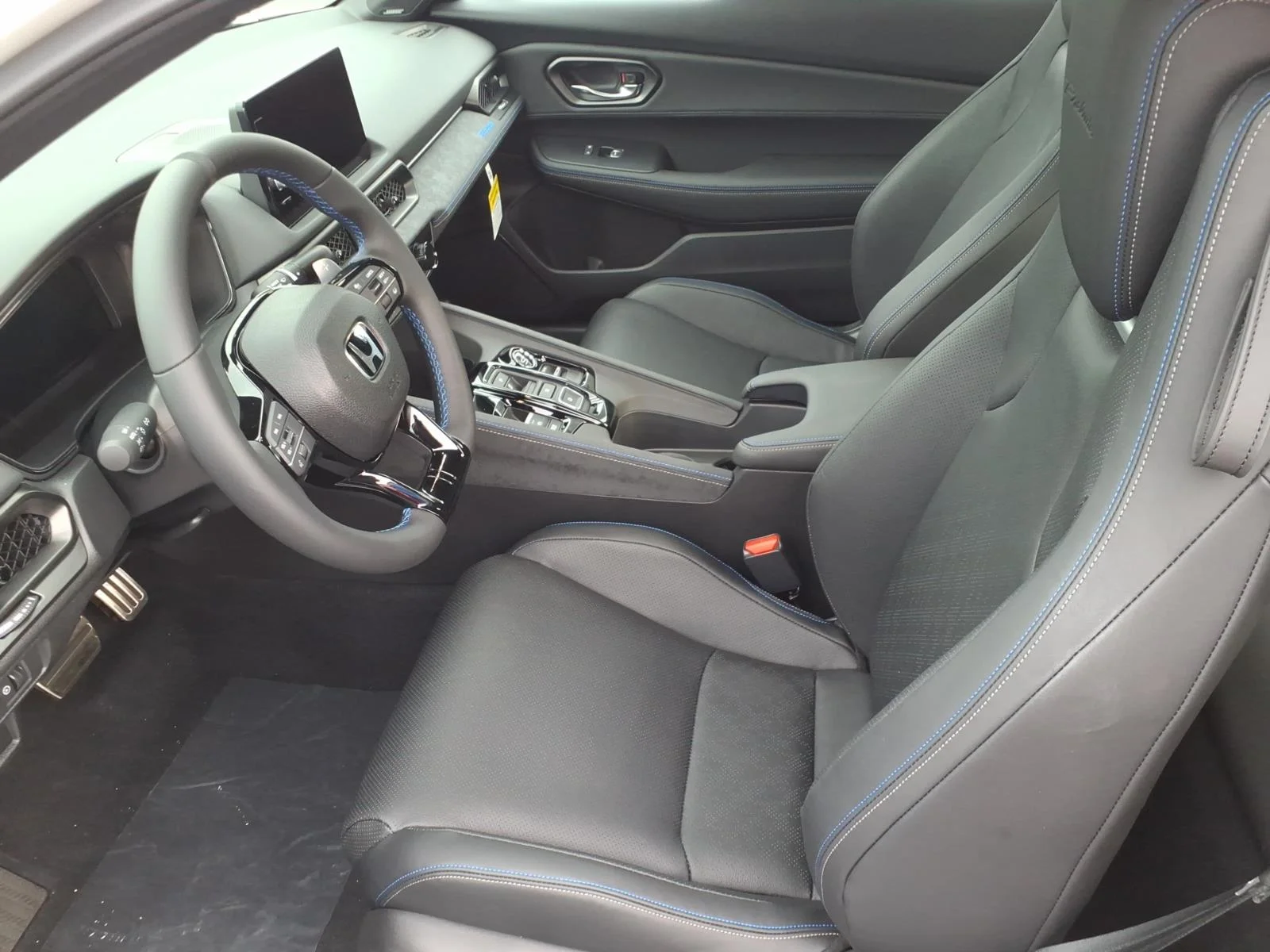 New 2026 Winter Frost Pearl Honda Hybrid image 6